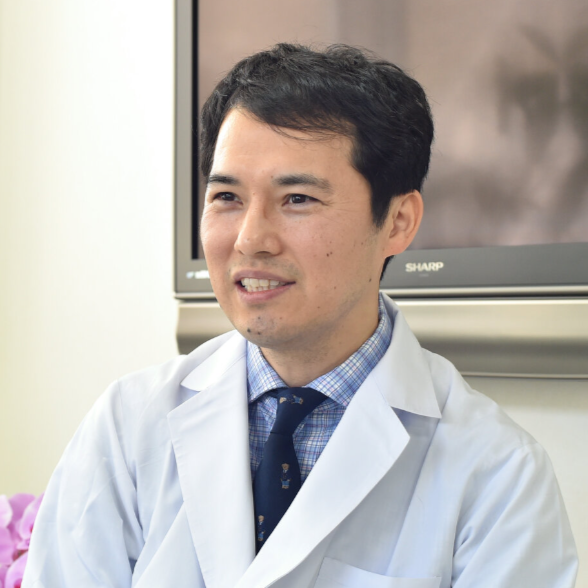 院長 三輪 啓之 先生様